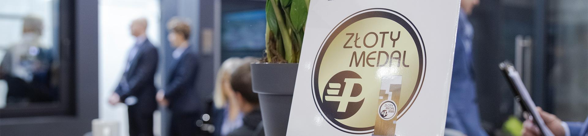 Szyk i elegancja podczas targów BUDMA na stoisku firmy HENSFORT